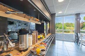 B&B HOTEL Creil Chantilly