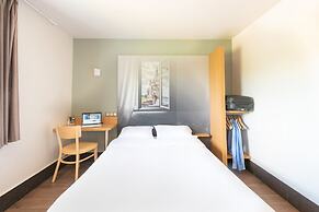 B&B HOTEL Creil Chantilly