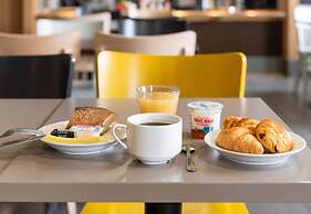 B&B HOTEL Lyon Grand Stade Meyzieu