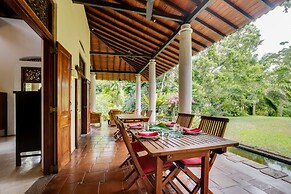 Apa Villa Illuketia