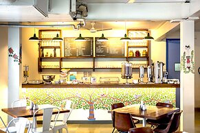 Bloom Boutique - Signature Towers