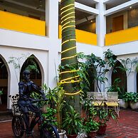 Bloom Boutique - Signature Towers