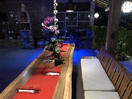 The Princess Of Mentigi Bay