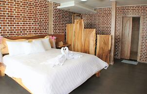 The Princess Of Mentigi Bay