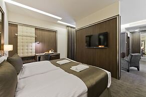 Hotel Congress Avenue