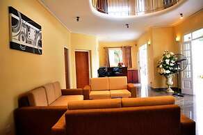Grand 7 Hotel - Thalawathugoda