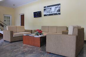 Grand 7 Hotel - Thalawathugoda