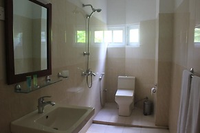 Grand 7 Hotel - Thalawathugoda