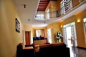 Grand 7 Hotel - Thalawathugoda