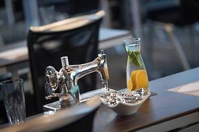 Renaissance New York Midtown Hotel