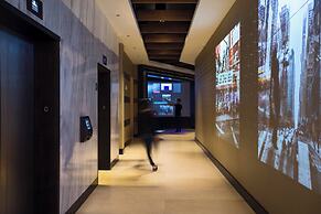 Renaissance New York Midtown Hotel