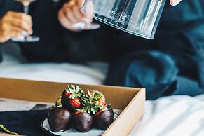 Renaissance New York Midtown Hotel