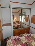 Road Runner Travel Resort - Caravan Park