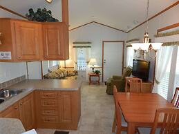 Road Runner Travel Resort - Caravan Park