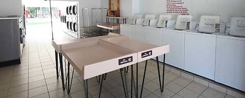 Road Runner Travel Resort - Caravan Park