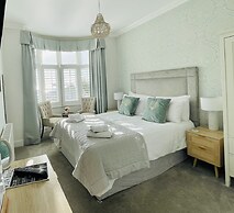 The Beaches Guest House