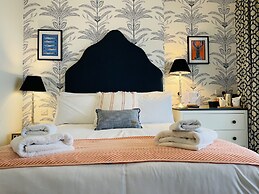 The Beaches Guest House