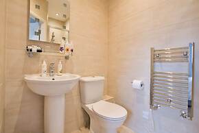 The Beaches Guest House