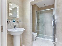 The Beaches Guest House