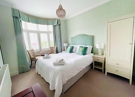 The Beaches Guest House