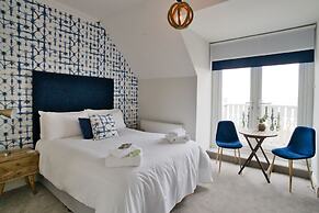 The Beaches Guest House