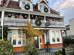 The Beaches Guest House