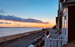 The Beaches Guest House