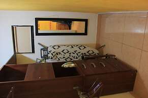 Terracota Corner Room