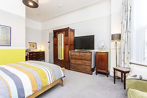 The Ravensbourne Hotel