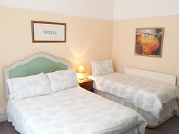 The Ravensbourne Hotel