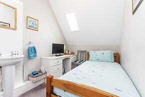 The Ravensbourne Hotel