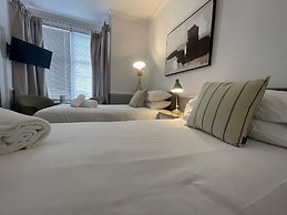 Central Hotel
