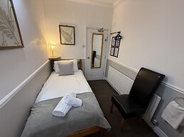 Central Hotel