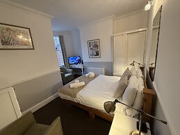 Central Hotel