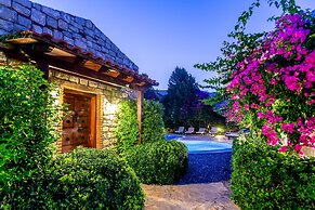 Luna Begonvil Tas Evler