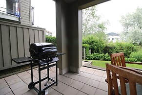 Waterscapes Resort by DKRA