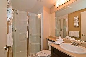 Waterscapes Resort by DKRA