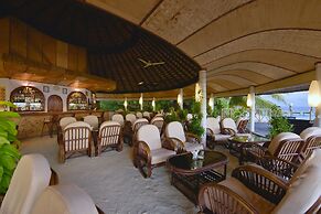 Angaga Island Resort & Spa