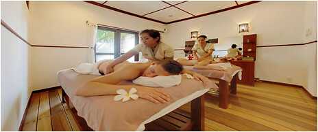 Angaga Island Resort & Spa