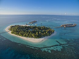 Angaga Island Resort & Spa