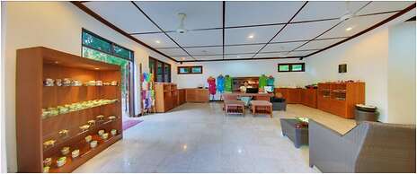 Angaga Island Resort & Spa