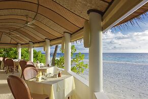 Angaga Island Resort & Spa