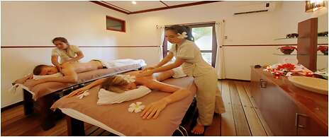 Angaga Island Resort & Spa