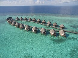 Angaga Island Resort & Spa
