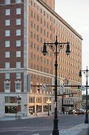 Renaissance Albany Hotel