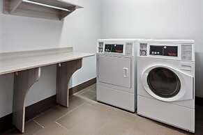 Spark by Hilton Rochester South