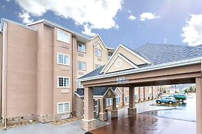 Coratel Inn & Suites by Jasper Rochester