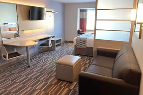 Spark by Hilton Rochester South