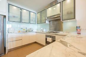 Home Suites by Marina