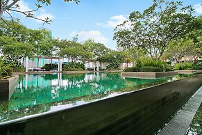 Home Suites by Marina